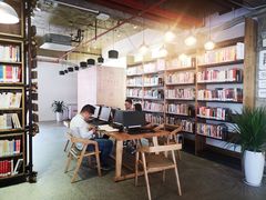 -香洲区图书馆(乐士文化区店)