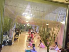 -雅米拉艺术中心(少儿舞蹈培训)