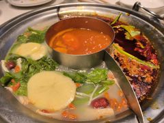 -周师兄大刀腰片火锅(磁器口直营店)