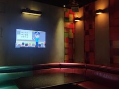 -K+全国连锁KTV(绿地缤纷天地店)