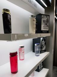 -变画·发型STUDIO