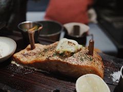 现烤三文鱼-THE CANNERY&JUJU 新鲜海鲜·牛排美食酒廊