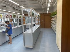 -无奔眼镜·蔡司·依视路授权店(马家堡店)