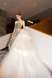 -桃子造型婚纱礼服(凤起广场店)