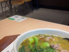-蒙自源米线大王(东站店)