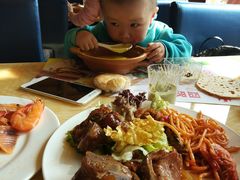 -舜耕山庄四时万和自助餐厅