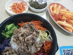 -拌来拌去石鍋拌飯(文鼎店)
