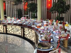 家常炖大鱼头-咱家大院海鲜家常菜