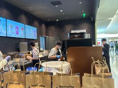 门面-瑞幸咖啡(Lab·前海壹方汇负一楼店)