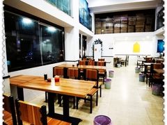 大堂-草桥清真牛肉锅贴扁食店