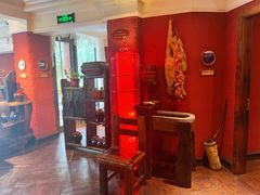 -大匠工房古船木艺术餐厅·猪肚鸡专门店(长白仙岛店)