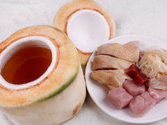 椰青鸡炖翅-渔民新村(番禺总店)