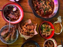 -爆炸头阿姨小四川正宗川味小吃(无任何分店)