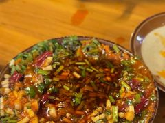 -黄潇洒老火锅(九眼桥宏济巷店)