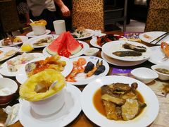 -四海一家自助餐(益田假日广场店)