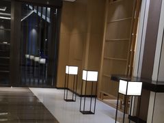 -鱼鲜饭香·招牌汽锅剁椒鱼头王