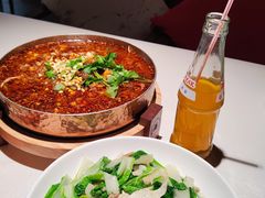-江城小馆陕南妈妈菜·全球旅行餐厅(钟楼店)