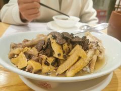 黑松露蒸鸡-甘思咪哚·云南艺术餐厅(天河广百店)