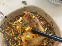 -正宗镇雄酸汤猪脚妙可火锅店
