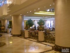 大堂-咖啡苑自助餐厅·中国大饭店