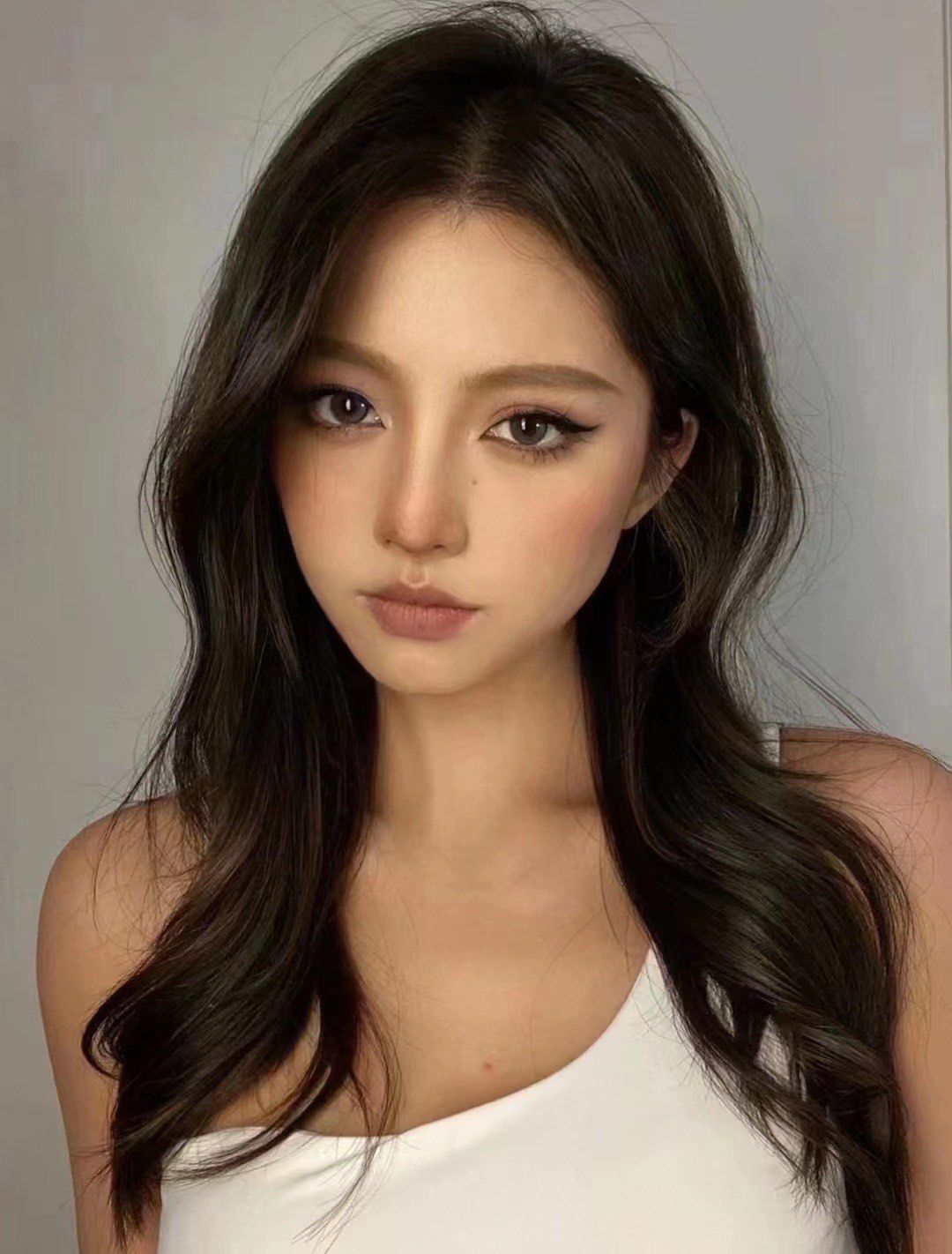 深巧克力棕发色