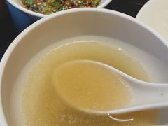 意大利黑松露野菌汤锅-斯普汇生蚝牛排馆(中骏世界城店)
