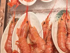 -雍容荟活帝王蟹活龙虾自助(苏宁旗舰店)