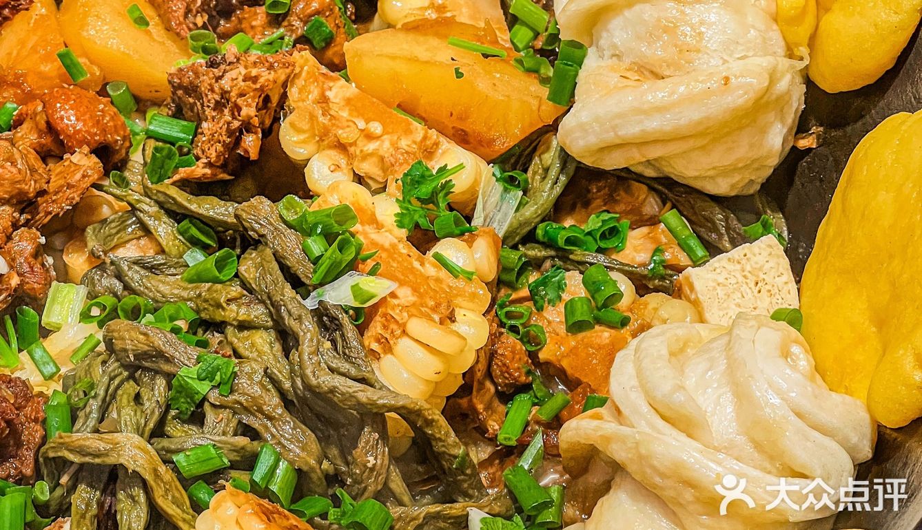 济南铁锅炖这么地道⁉️东北老铁惊了[鼓掌]