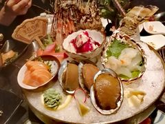 -半岛翡丽海鲜自助餐厅(观风亭店)