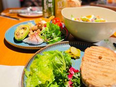 -JINNS锦时 steak&pizza(浸信会礼拜堂旧址店)