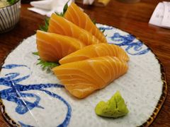 三文鱼刺身-黑门食堂