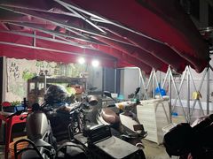 门口-粤华烧腊(胥口店)