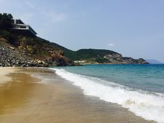 -The Sinh Tourist