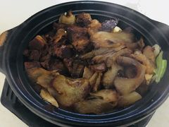 -赵家牛肉砂锅(台西三路店)