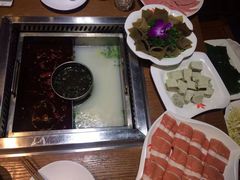 -洪焱重庆老火锅(万福花园店)