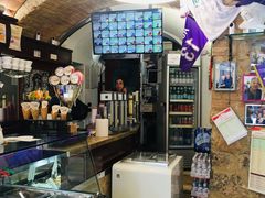 -Gelateria Dondoli