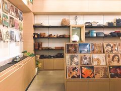 -光海书局(南京东路第一百货店)