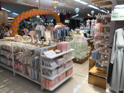 -孩子王童乐园(鹏瑞利青羊广场店)