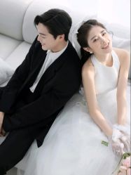 -莫兰迪婚纱摄影