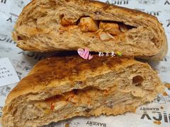 番茄鸡肉三角包-Juicy Bakery(大学路店)