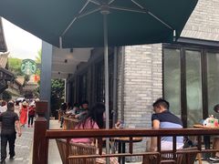 -星巴克臻选(成都宽窄巷子店)