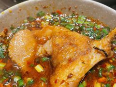 -肖肖酸萝卜鱼火锅(总店)