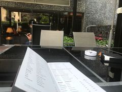 露天位-广州中心皇冠假日酒店·汇点大堂吧