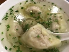 特色荠菜肉馄饨-潘国仙耳光馄饨(黄家阙路店)
