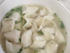 -周震馄饨