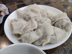 -周家大连水饺(美专校街店)