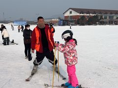 -辽阳弓长岭温泉滑雪场