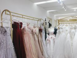 -LOVE SHINE婚纱·红鼎庄龙凤褂·妈妈装定制
