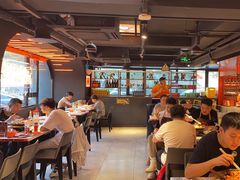 -鸣记脆皮烤鱼·海鲜烤鱼(三八广场店)