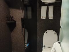 -万泊酒店(长沙五一广场国金中心店)